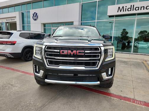 2022 GMC Yukon XL SLT