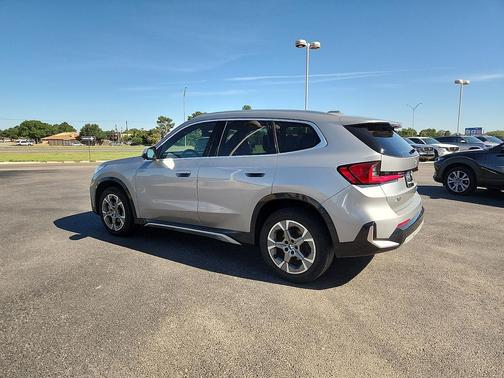 Space Silver Metallic 2024 BMW X1 xDrive28i