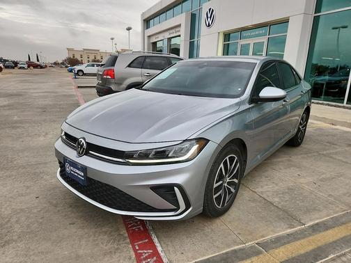 2025 Volkswagen Jetta 1.5T SE