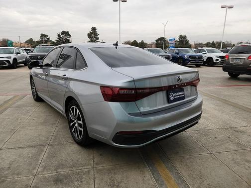 2025 Volkswagen Jetta 1.5T SE