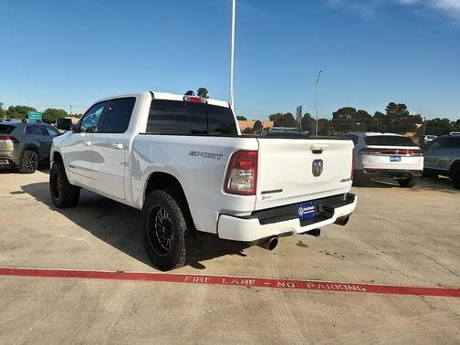 Bright White Clearcoat 2021 RAM 1500 Big Horn/Lone Star
