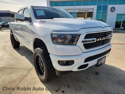 Bright White Clearcoat 2021 RAM 1500 Big Horn/Lone Star