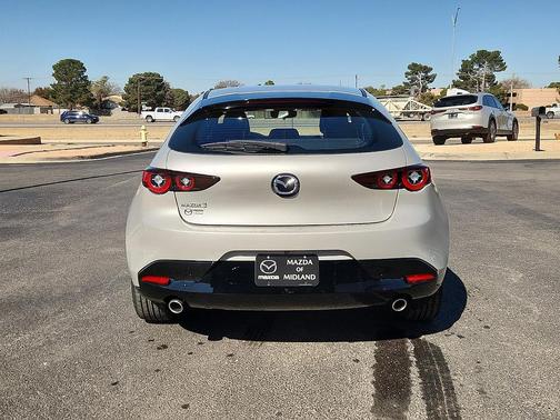 QUARTZ 2026 Mazda Mazda3 2.5 S Select Sport