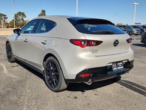 QUARTZ 2026 Mazda Mazda3 2.5 S Select Sport