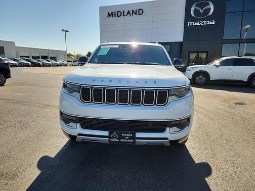 Bright White Clearcoat 2024 Jeep Wagoneer Series II 4x2
