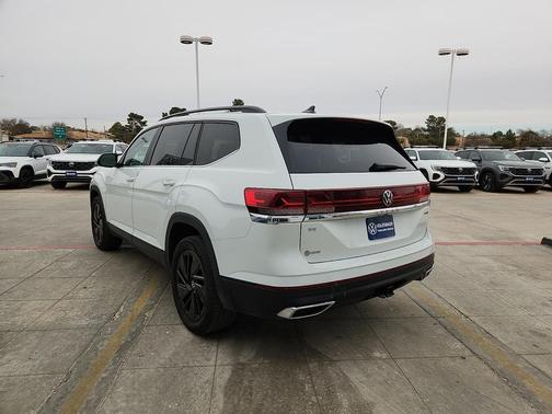 2024 Volkswagen Atlas 2.0T SE w/Technology 4MOTION