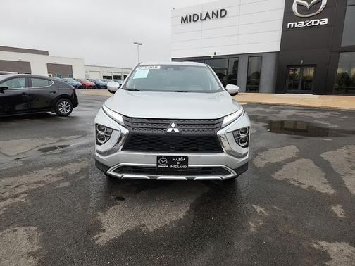 Alloy Silver Metallic 2024 Mitsubishi Eclipse Cross SE