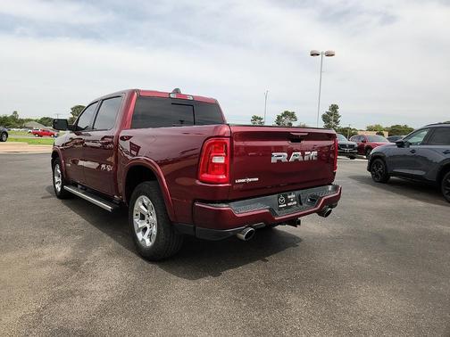 Delmonico Red Pearlcoat 2025 RAM 1500 Lone Star