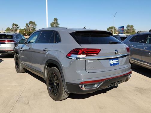2022 Volkswagen Atlas Cross Sport 3.6L V6 SE w/Technology