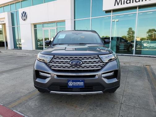 Carbonized Gray Metallic 2021 Ford Explorer Limited