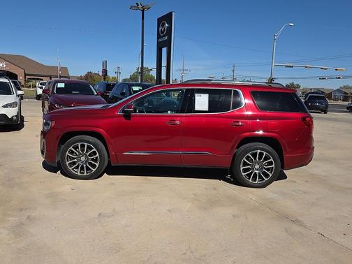 2020 GMC Acadia Denali