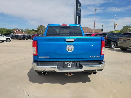 Hydro Blue Pearlcoat 2020 RAM 1500 Big Horn/Lone Star