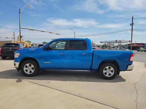 Hydro Blue Pearlcoat 2020 RAM 1500 Big Horn/Lone Star