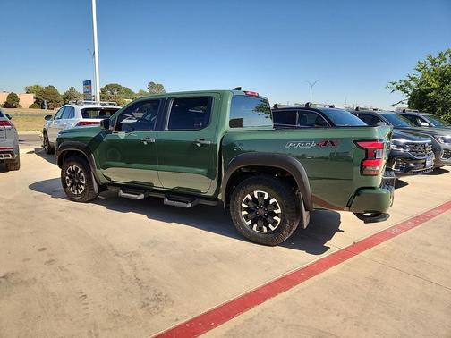 2022 Nissan Frontier PRO-4X