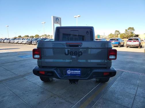 2021 Jeep Gladiator Sport S