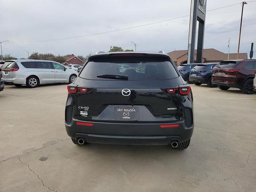 2024 Mazda CX-50 2.5 S Preferred Package