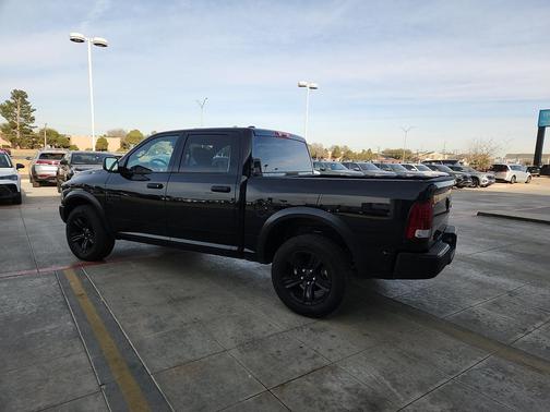 2024 RAM 1500 Classic Warlock Crew Cab 4x4 5'7' Box