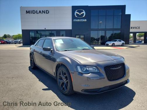 2021 Chrysler 300 Touring