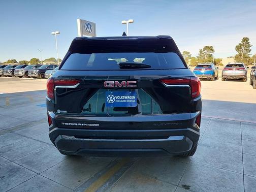 2025 GMC Terrain AWD Elevation