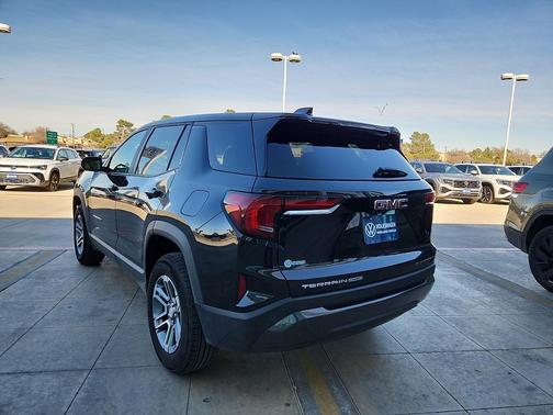 2025 GMC Terrain AWD Elevation