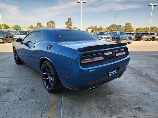 2020 Dodge Challenger SXT