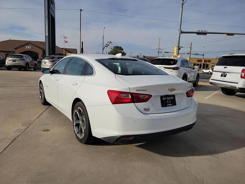 2024 Chevrolet Malibu FWD 1LT
