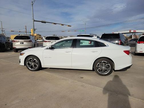 2024 Chevrolet Malibu FWD 1LT