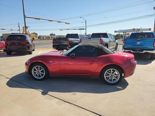 Soul Red Metallic 2016 Mazda MX-5 Miata Sport
