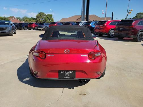 Soul Red Metallic 2016 Mazda MX-5 Miata Sport
