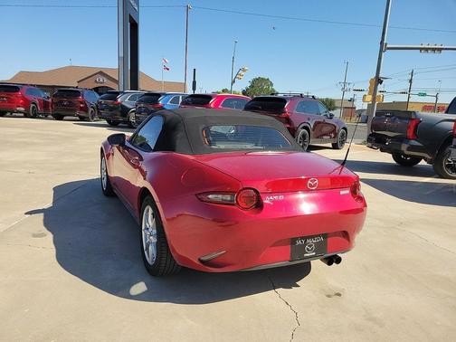 Soul Red Metallic 2016 Mazda MX-5 Miata Sport