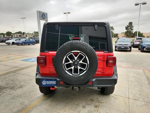 Firecracker Red Clearcoat 2025 Jeep Wrangler Rubicon
