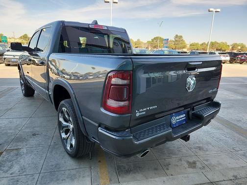 Granite Crystal Metallic Clearcoat 2024 RAM 1500 Limited