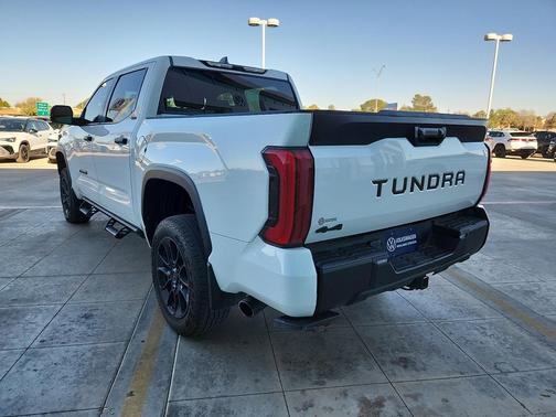 Ice Cap 2025 Toyota Tundra SR5