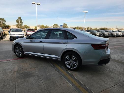 2024 Volkswagen Jetta 1.5T SE