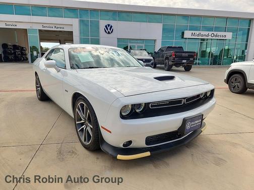 White Knuckle Clearcoat 2023 Dodge Challenger R/T