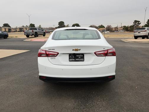 2024 Chevrolet Malibu FWD 2LT