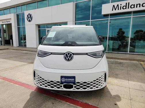 Candy White 2025 Volkswagen ID. Buzz Pro S