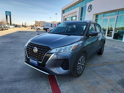 2021 Nissan Kicks SV