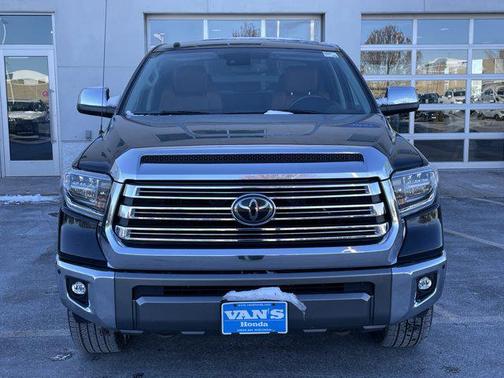 2018 Toyota Tundra SR5