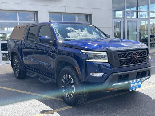 Deep Blue Pearl 2022 Nissan Frontier PRO-4X