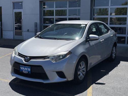 Classic Silver Metallic 2015 Toyota Corolla LE