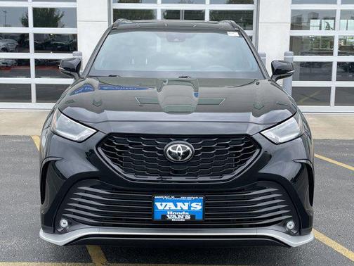 2022 Toyota Highlander XSE