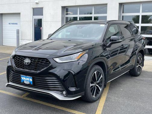 2022 Toyota Highlander XSE
