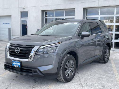 2025 Nissan Pathfinder SV 4WD