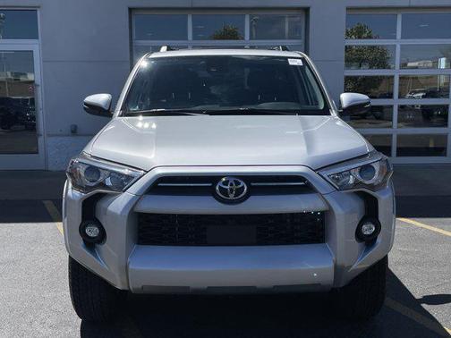 Classic Silver Metallic 2024 Toyota 4Runner SR5 Premium