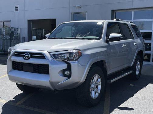 Classic Silver Metallic 2024 Toyota 4Runner SR5 Premium