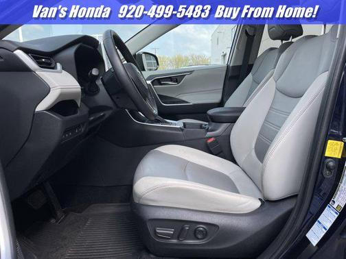 2020 Toyota RAV4 XLE Premium
