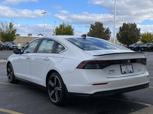 2025 Honda Accord Hybrid Base