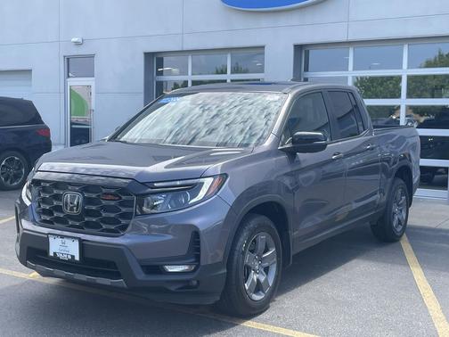 Modern Steel Metallic 2024 Honda Ridgeline TrailSport