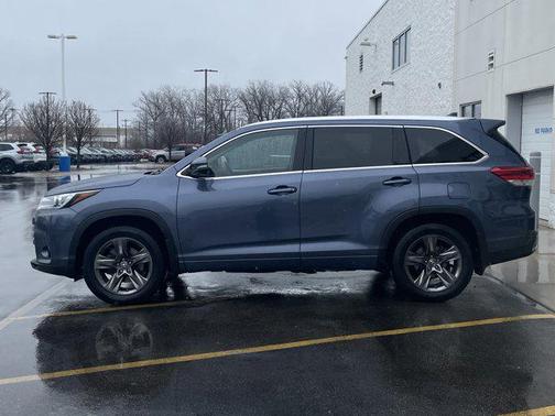 Shoreline Blue Pearl 2017 Toyota Highlander Limited